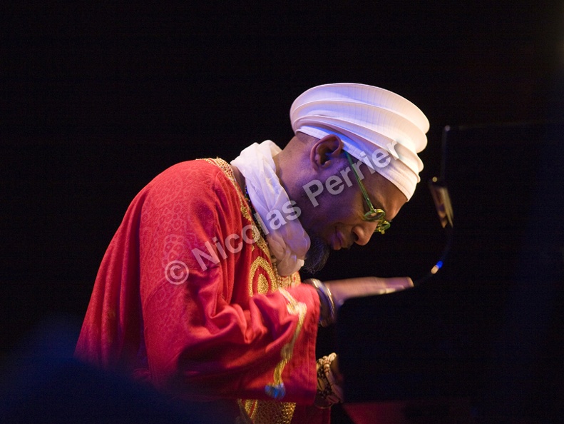 Omar Sosa - Festival 'Banlieues Bleues', Pavillons sous Bois, 17 mars 2010 - 2010-009.jpg 2010-009.jpg